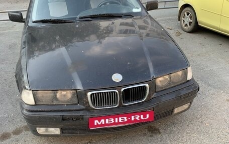 BMW 3 серия, 1997 год, 240 000 рублей, 1 фотография