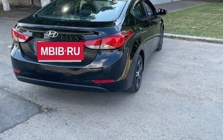 Hyundai Elantra VI рестайлинг, 2015 год, 845 000 рублей, 5 фотография