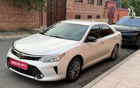 Toyota Camry, 2016 год, 1 850 000 рублей, 7 фотография