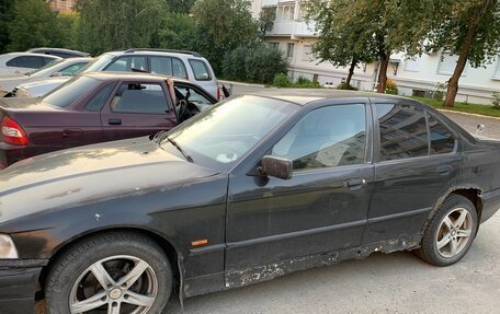 BMW 3 серия, 1997 год, 240 000 рублей, 3 фотография