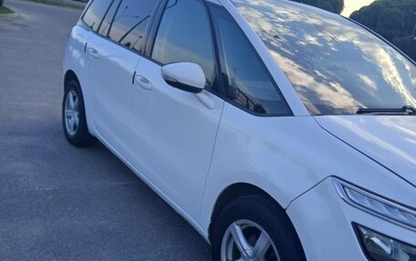Citroen C4 Picasso II рестайлинг, 2017 год, 1 100 000 рублей, 3 фотография