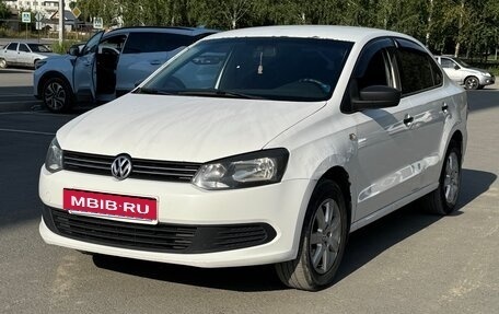 Volkswagen Polo VI (EU Market), 2012 год, 650 000 рублей, 2 фотография