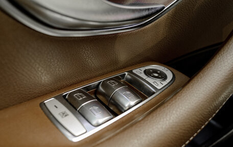Mercedes-Benz E-Класс, 2016 год, 2 465 000 рублей, 29 фотография