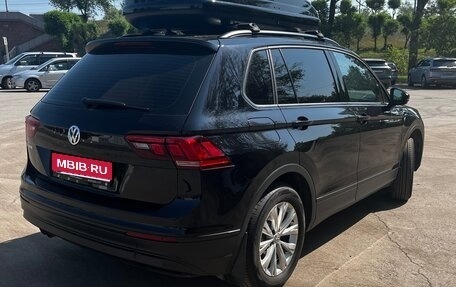 Volkswagen Tiguan II, 2019 год, 2 950 000 рублей, 1 фотография