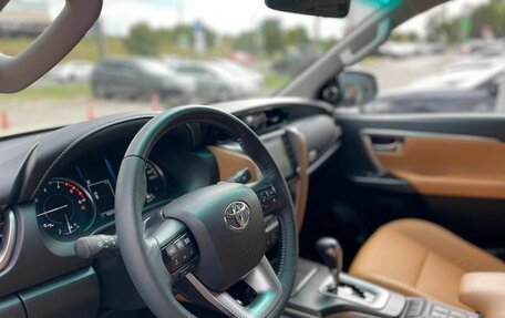 Toyota Fortuner II, 2020 год, 3 500 000 рублей, 10 фотография