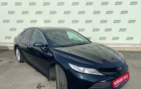 Toyota Camry, 2018 год, 2 950 000 рублей, 3 фотография