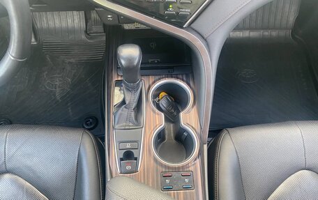 Toyota Camry, 2018 год, 2 950 000 рублей, 14 фотография