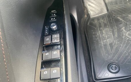 Toyota Camry, 2018 год, 2 950 000 рублей, 18 фотография