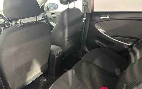 Hyundai Solaris II рестайлинг, 2013 год, 569 000 рублей, 18 фотография