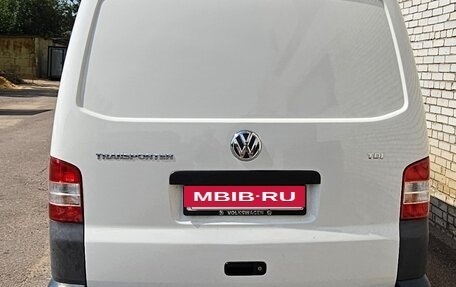 Volkswagen Transporter T5 рестайлинг, 2012 год, 1 500 000 рублей, 2 фотография