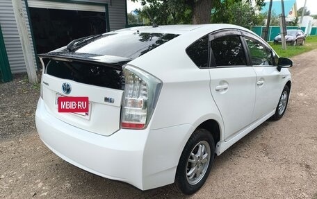 Toyota Prius, 2011 год, 1 100 000 рублей, 5 фотография