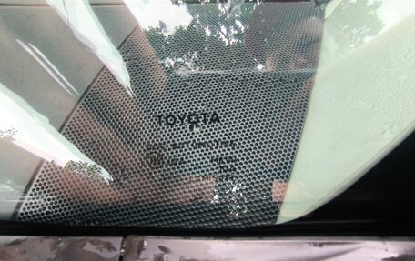 Toyota Prius, 2011 год, 1 100 000 рублей, 24 фотография