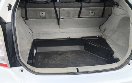 Toyota Prius, 2011 год, 1 100 000 рублей, 21 фотография