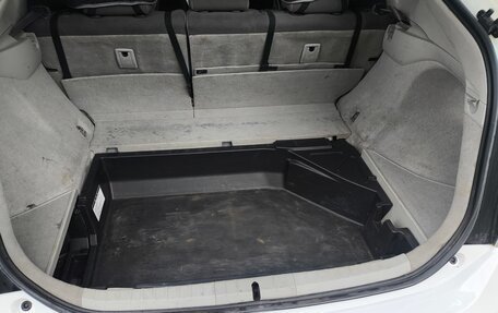 Toyota Prius, 2011 год, 1 100 000 рублей, 19 фотография