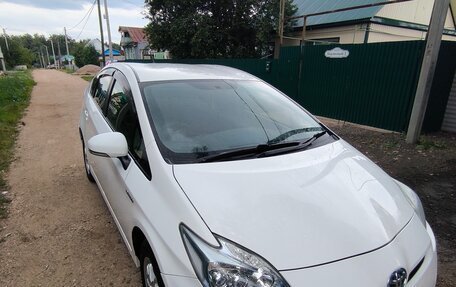 Toyota Prius, 2011 год, 1 100 000 рублей, 27 фотография