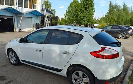 Renault Megane III, 2012 год, 800 000 рублей, 4 фотография