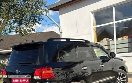 Toyota Land Cruiser 200, 2014 год, 4 200 000 рублей, 7 фотография