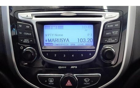 Hyundai Solaris II рестайлинг, 2011 год, 552 000 рублей, 10 фотография