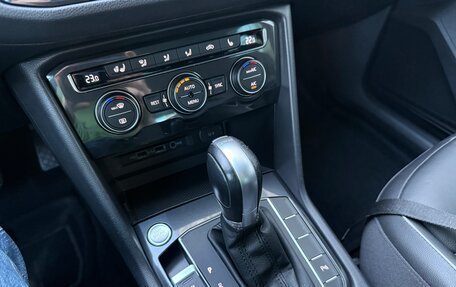 Volkswagen Tiguan II, 2017 год, 3 200 000 рублей, 7 фотография