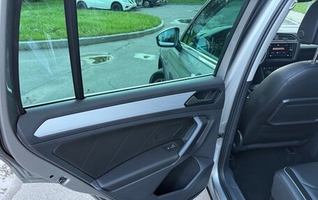 Volkswagen Tiguan II, 2017 год, 3 200 000 рублей, 11 фотография