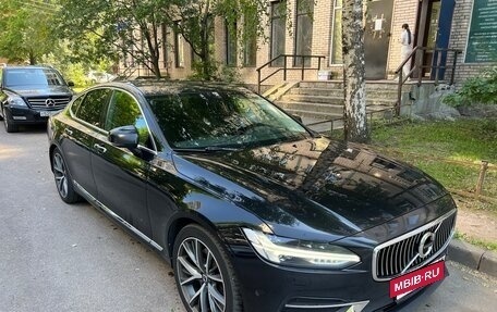 Volvo S90 II рестайлинг, 2017 год, 2 500 000 рублей, 2 фотография