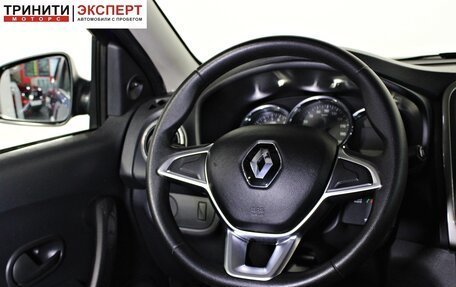 Renault Logan II, 2018 год, 897 000 рублей, 13 фотография