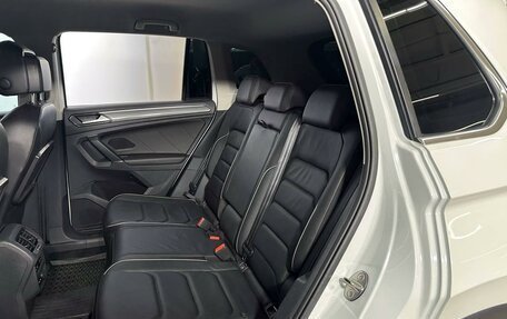 Volkswagen Tiguan II, 2018 год, 2 511 220 рублей, 9 фотография