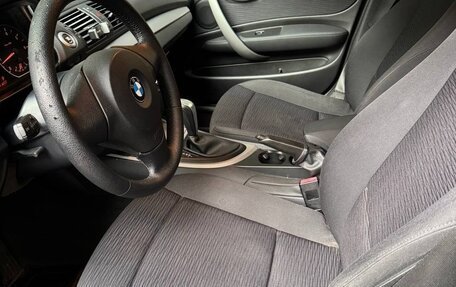 BMW 1 серия, 2009 год, 740 000 рублей, 6 фотография