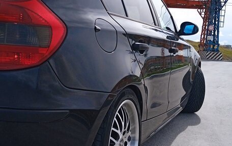 BMW 1 серия, 2007 год, 840 000 рублей, 5 фотография
