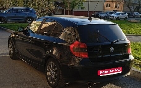 BMW 1 серия, 2007 год, 840 000 рублей, 2 фотография