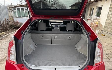 Toyota Prius, 2012 год, 1 050 000 рублей, 9 фотография