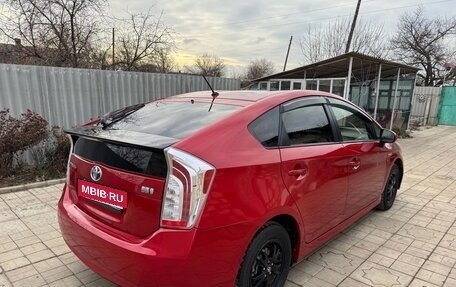 Toyota Prius, 2012 год, 1 050 000 рублей, 2 фотография