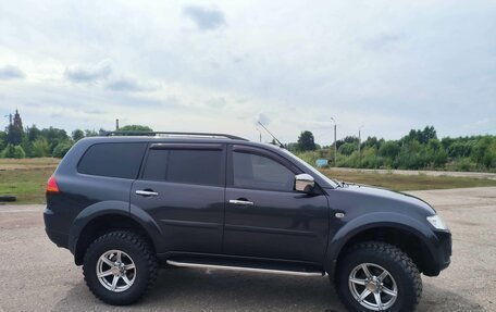 Mitsubishi Pajero Sport II рестайлинг, 2012 год, 1 950 000 рублей, 5 фотография