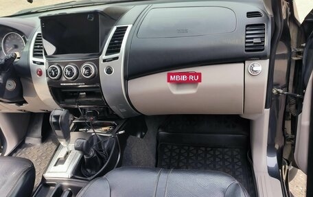 Mitsubishi Pajero Sport II рестайлинг, 2012 год, 1 950 000 рублей, 16 фотография
