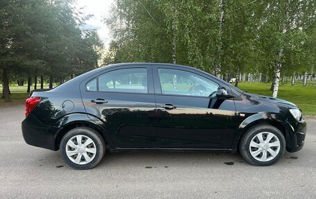 Chevrolet Aveo III, 2014 год, 850 000 рублей, 4 фотография