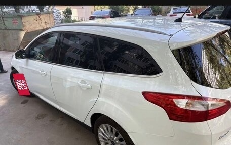Ford Focus III, 2012 год, 950 000 рублей, 2 фотография