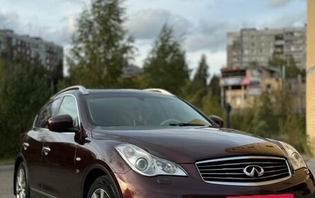 Infiniti QX50 I рестайлинг, 2014 год, 1 450 000 рублей, 2 фотография