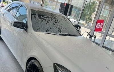 Mercedes-Benz E-Класс, 2015 год, 1 800 000 рублей, 1 фотография