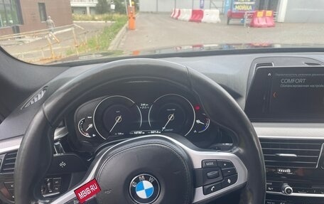BMW 5 серия, 2017 год, 2 900 000 рублей, 13 фотография