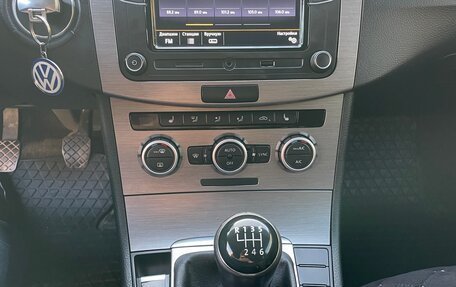 Volkswagen Passat B7, 2012 год, 1 085 000 рублей, 10 фотография