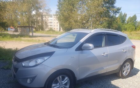 Hyundai Tucson III, 2012 год, 1 100 000 рублей, 2 фотография