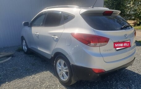 Hyundai Tucson III, 2012 год, 1 100 000 рублей, 3 фотография