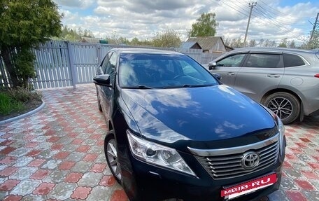 Toyota Camry, 2013 год, 1 725 000 рублей, 2 фотография