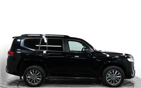 Toyota Land Cruiser, 2023 год, 11 000 000 рублей, 4 фотография