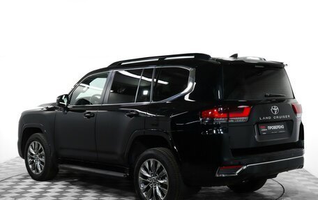 Toyota Land Cruiser, 2023 год, 11 000 000 рублей, 7 фотография