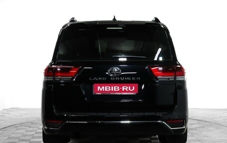 Toyota Land Cruiser, 2023 год, 11 000 000 рублей, 6 фотография