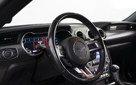 Ford Mustang VI рестайлинг, 2021 год, 3 790 500 рублей, 11 фотография