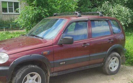Chevrolet Niva I рестайлинг, 2003 год, 245 000 рублей, 4 фотография