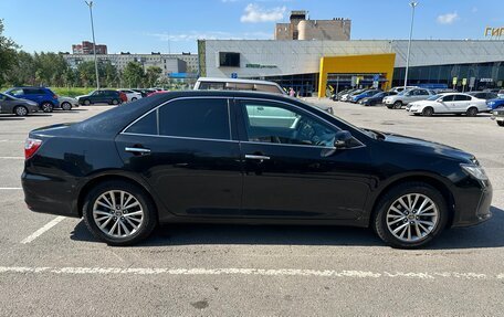 Toyota Camry, 2015 год, 1 900 000 рублей, 4 фотография
