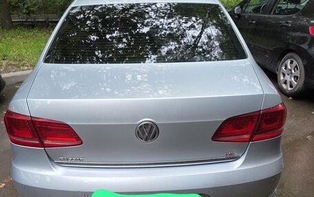 Volkswagen Passat B7, 2013 год, 1 100 000 рублей, 2 фотография
